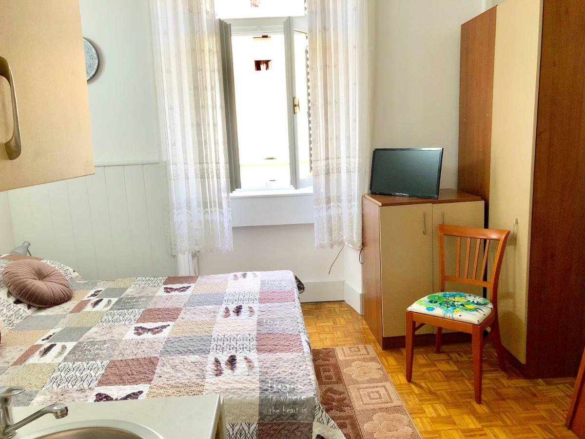 Appartement Studio & Free Parking, Aircool, Fresh Bedding à Lovran Extérieur photo